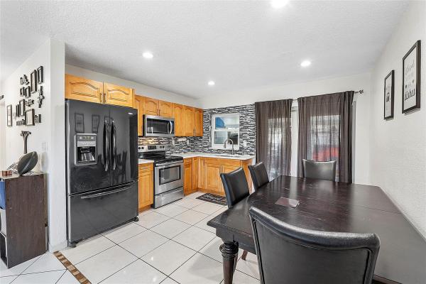 Westwood, 9804 NW 70th St, Tamarac, Florida 33321, image 2