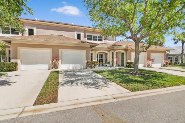 The Lakes At The Savannah, 1868 E Sanderling Ln, Fort Pierce, Florida 34982, image 3