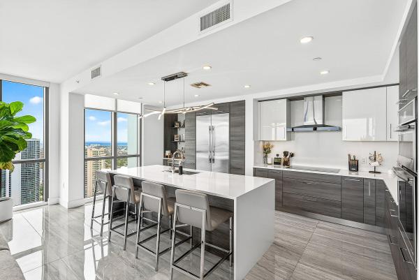 100 Las Olas, 100 E Las Olas Blvd #4301, Fort Lauderdale, Florida 33301, image 2