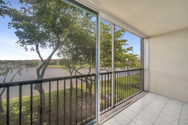 Suffolk At Century Village, 801 SW 141st Ave #306O, Pembroke Pines, Florida 33027, image 2