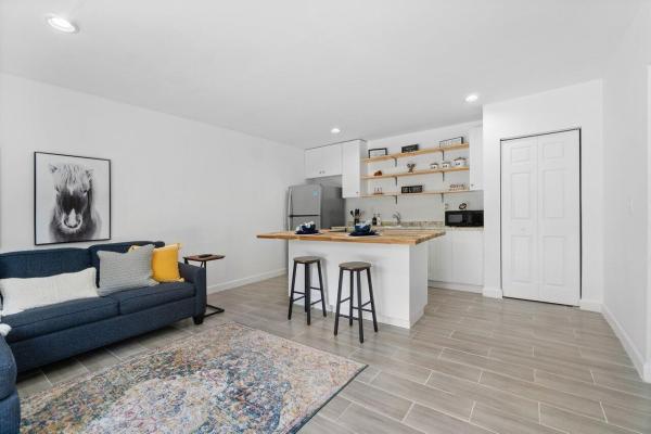 South Shore Of Wellington, 1190 Sachem Head Ter #1 BEDROOM APARTMENT, Wellington, Florida 33414, image 2