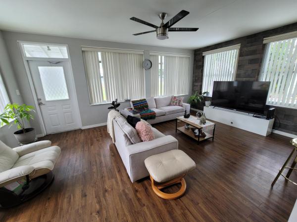 Floresta Pines, 262 NE Floresta Dr, Port St. Lucie, Florida 34983, image 2