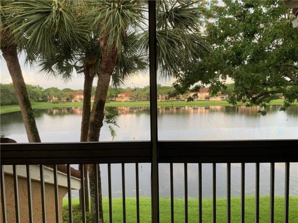 858 NW 92nd Ave, Plantation, Florida 33324, image 1
