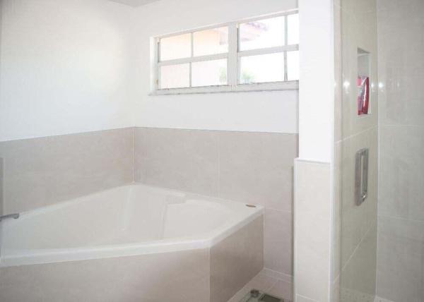 Newport At Turtle Run, 6125 NW 40th St, Coral Springs, Florida 33067, image 1