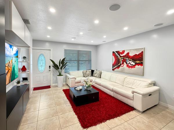 Cannongate, 952 Sumter Rd E, West Palm Beach, Florida 33415, image 1