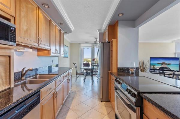 The Carlyle, 2881 NE 33rd Ct #PH-A, Fort Lauderdale, Florida 33306, image 3