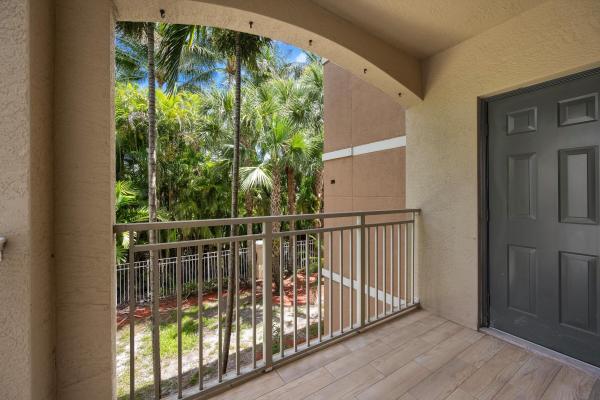 The Villas At Emerald Dunes, 6475 Emerald Dunes Dr #206, West Palm Beach, Florida 33411, image 1