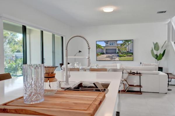 9140 Silver Marsh Ln, Boca Raton, Florida 33434, image 1