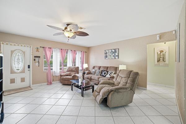 Boca Vista, 564 NW 55th St, Boca Raton, Florida 33487, image 1
