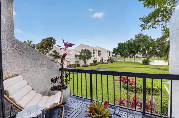 Bridgewood Townhouses At Boca West Country Club, 1005 Bridgewood Pl, Boca Raton, Florida 33434, image 1