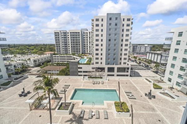 Hollywood Station, 140 S Dixie Hwy #905, Hollywood, Florida 33020, image 1