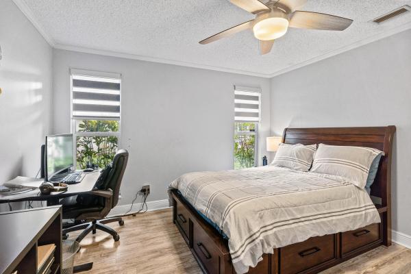 10027 Ramblewood Dr, Coral Springs, Florida 33071, image 1