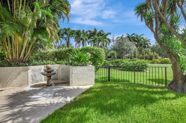 Los Rayos De Sol In The Grove, 7477 Campo Florido, Boca Raton, Florida 33433, image 3