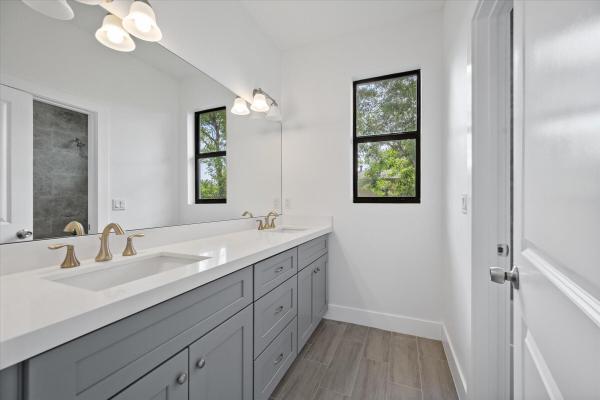 141 W 16th St, Riviera Beach, Florida 33404, image 1