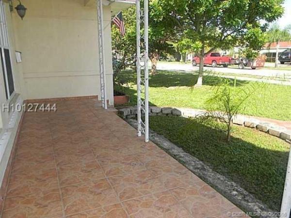 Royal Poinciana, 1912 Taft St #1-2, Hollywood, Florida 33020, image 1