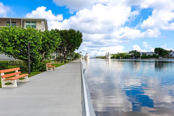Sterling Village, 480 Horizons W #207, Boynton Beach, Florida 33435, image 1