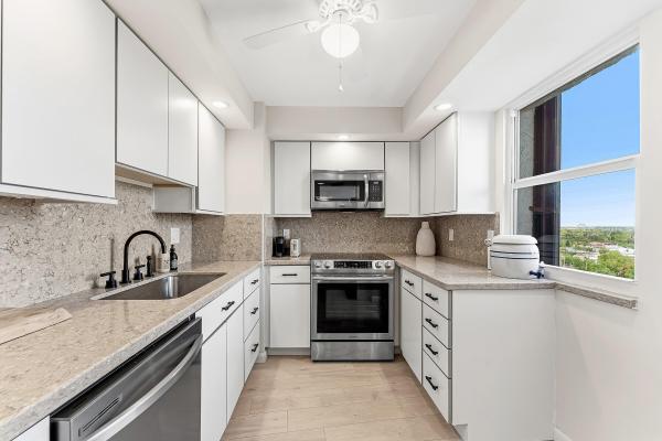 Placido Mar, 5200 N Flagler Dr #1406, West Palm Beach, Florida 33407, image 2