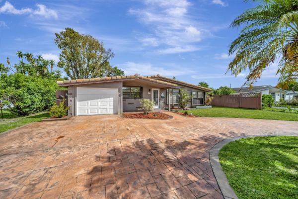 Lloyd Estates, 831 NW 39th St, Oakland Park, Florida 33309, image 1