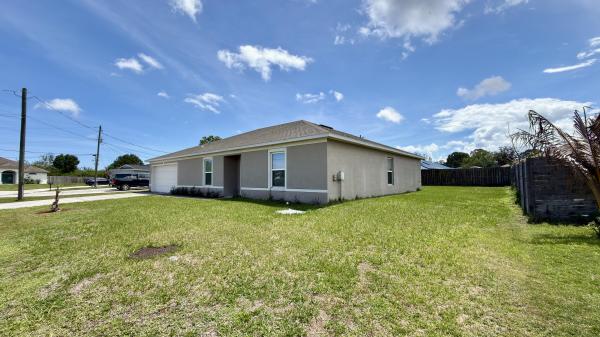 6446 NW Polly Ct, Port St. Lucie, Florida 34983, image 2