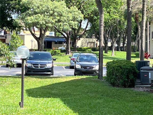 Meadowridge East, 1921 SW 15th St #29, Deerfield Beach, Florida 33442, image 2