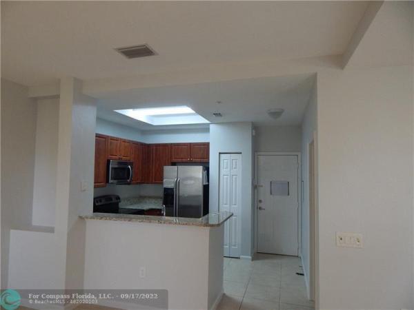 Paloma Lakes, 4720 Mimosa Pl #909, Coconut Creek, Florida 33073, image 1
