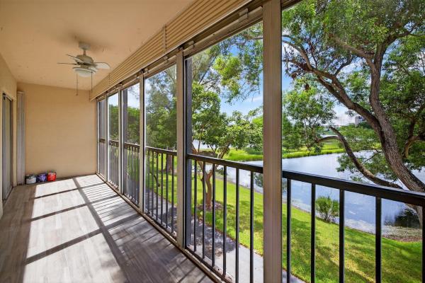 Huntington Lakes 1, 14375 Strathmore Ln #303, Delray Beach, Florida 33446, image 1