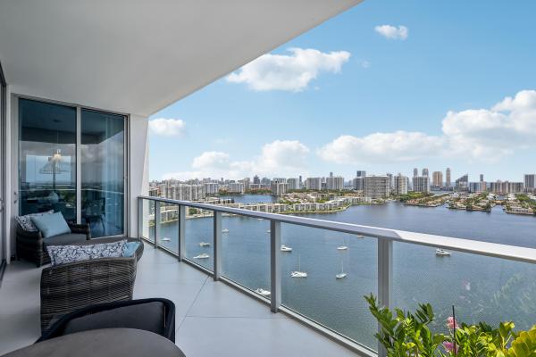 North Tower At Marina Palms, 17301 Biscayne Blvd #PH-7, North Miami Beach, Florida 33160, image 2
