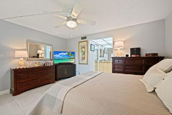 Sunrise Lakes 3, 9330 E Sunrise Lakes Blvd #104, Sunrise, Florida 33322, image 3