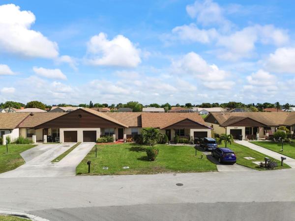8495 Lake Point Ct, Lake Worth, Florida 33467, image 1