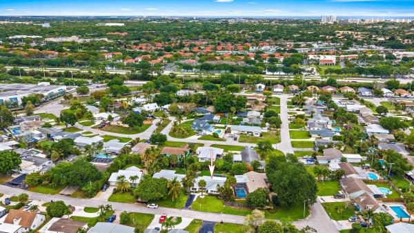 Palm Beach Gardens Estates, 558 Ivy Ave, Palm Beach Gardens, Florida 33410, image 1