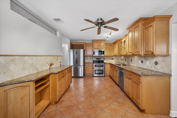 Palm Beach Square, 9342 Bloomfield Dr, Palm Beach Gardens, Florida 33410, image 1