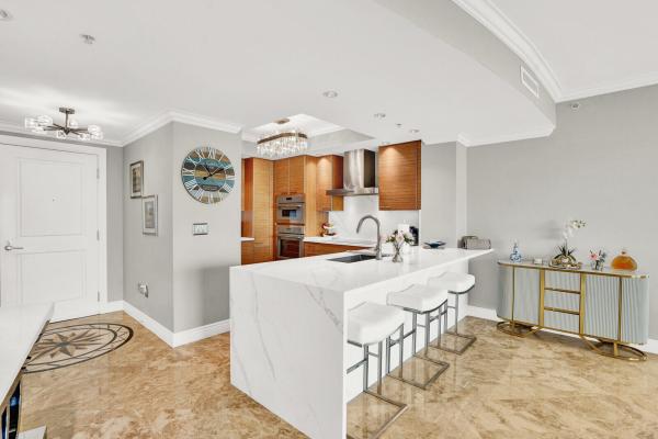 The Plaza At Oceanside, 1 N Ocean Blvd #814, Pompano Beach, Florida 33062, image 2