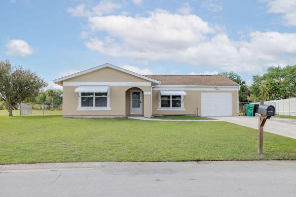 Lyngate, 2042 SE Oxmoor Ter, Port St. Lucie, Florida 34952, image 1