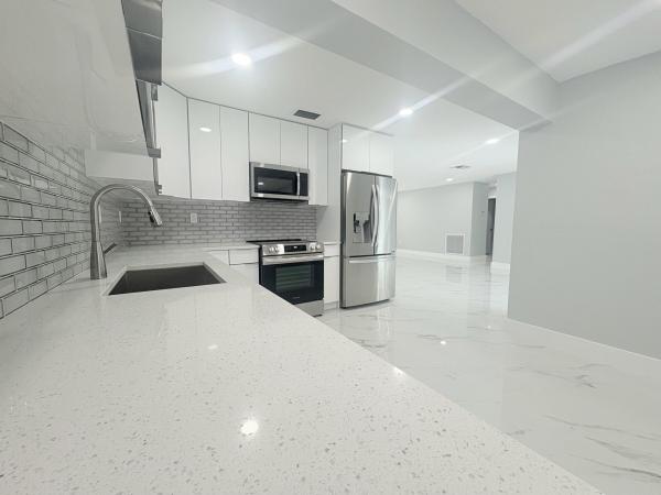 1319 Crest Dr, Lake Worth, Florida 33461, image 1