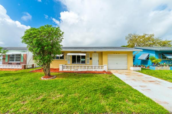 Mainlands Of Tamarac Lakes, 4812 NW 49th Dr, Tamarac, Florida 33319, image 1