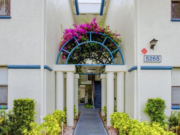 5265 Brisata Cir #P, Boynton Beach, Florida 33437, image 1
