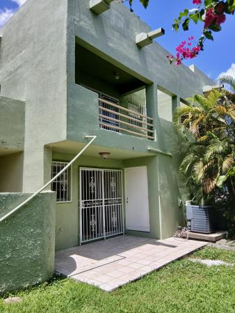 11071 NW 7th St #104, Unincorporated Dade County, Florida 33172, image 1