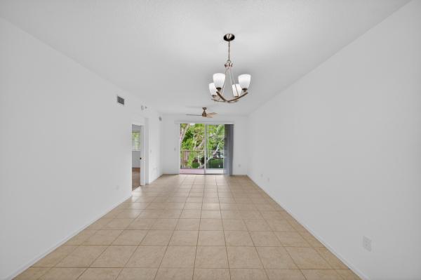 Yardley, 7775 Yardley Dr #314, Tamarac, Florida 33321, image 2