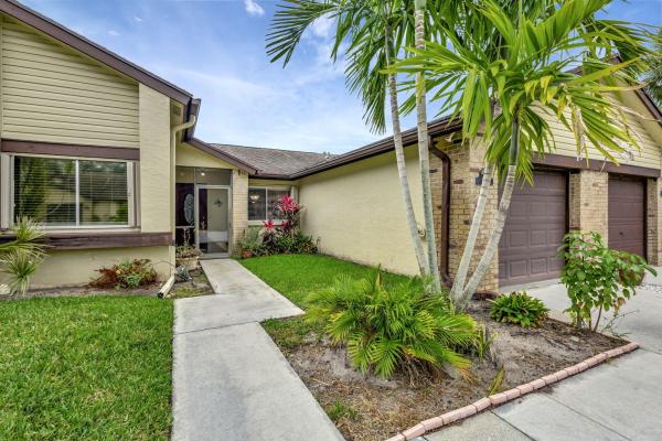 Village Walk, 178 Ramblewood Cir #55, Royal Palm Beach, Florida 33411, image 1