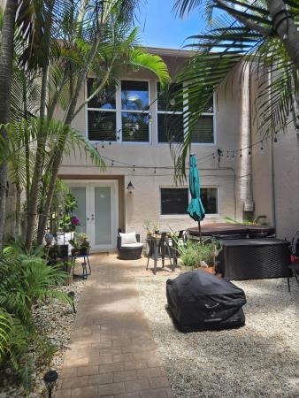 8324 SW 103rd Ave, Unincorporated Dade County, Florida 33173, image 2