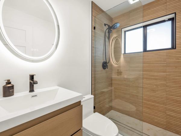 Pompano Waterway Estates, 2751 NE 53rd St, Lighthouse Point, Florida 33064, image 1