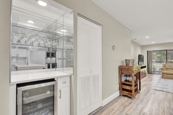 Briarwood At Eastpointe Country Club, 12910 Briarlake Cir #203, Palm Beach Gardens, Florida 33418, image 3