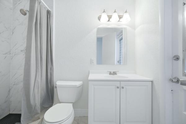 Hollywood Hills, 321 E Chaminade Dr, Hollywood, Florida 33021, image 1