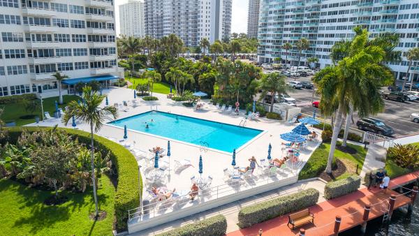 Coral Ridge Towers North, 3200 NE 36th St #609, Fort Lauderdale, Florida 33308, image 2
