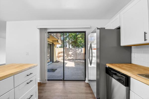 Lakewood Of Palm Springs, 198 Lake Arbor Dr, Palm Springs, Florida 33461, image 1