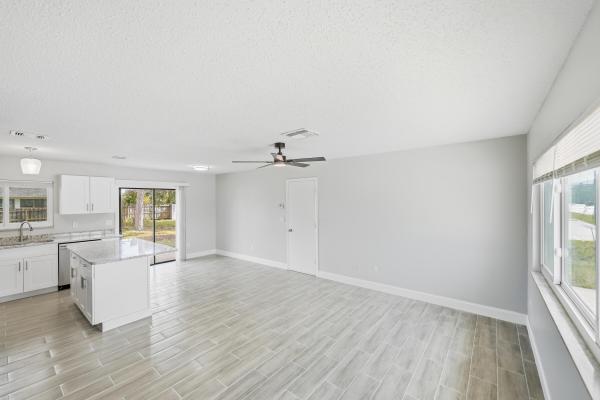 651 SE Port St Lucie Blvd, Port St. Lucie, Florida 34984, image 1