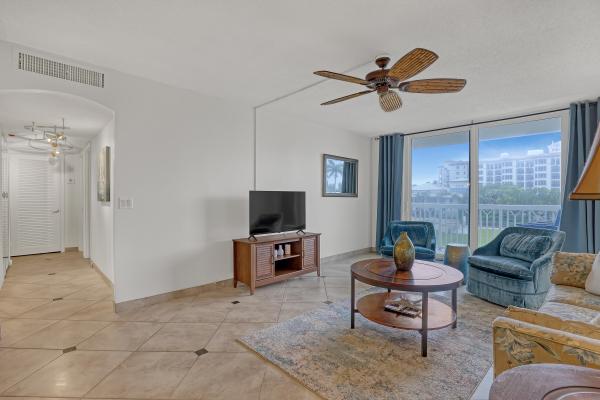 Mayan Towers South, 125 S Ocean Ave #304, Palm Beach Shores, Florida 33404, image 1