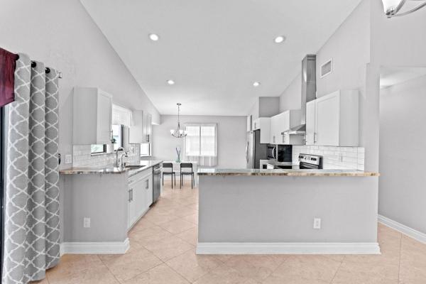 Isles Of Tamarac, 10218 NW 71st Pl, Tamarac, Florida 33321, image 3
