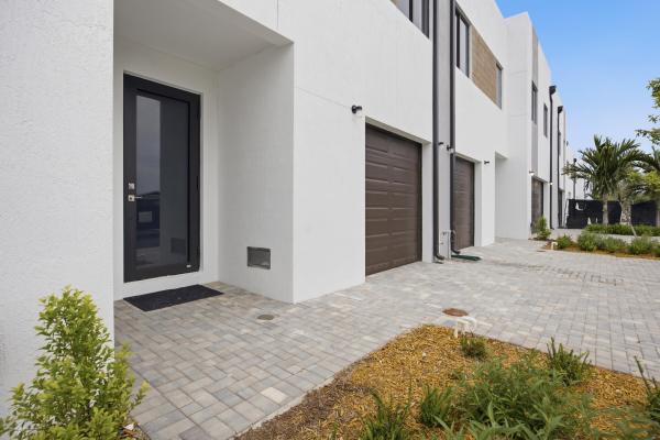 Pompano Terrace, 110 NW 15th Ct, Pompano Beach, Florida 33060, image 3