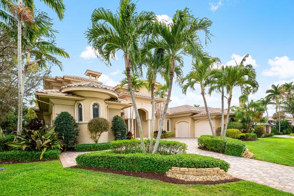 Pine Tree Golf Club, 4304 Saint Andrews Dr, Boynton Beach, Florida 33436, image 1